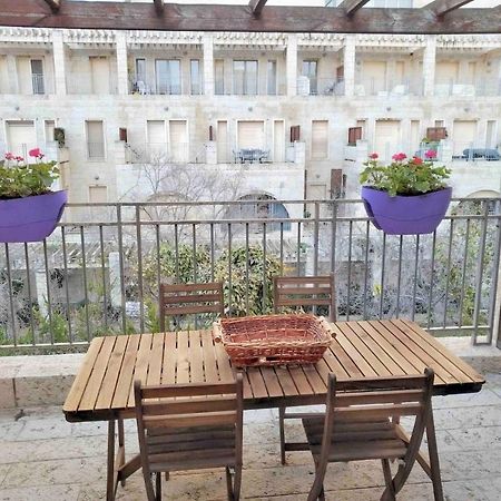 ✦Luxury 2 Bdr David's Village apartment ✦ Mamilla Jérusalem Extérieur photo