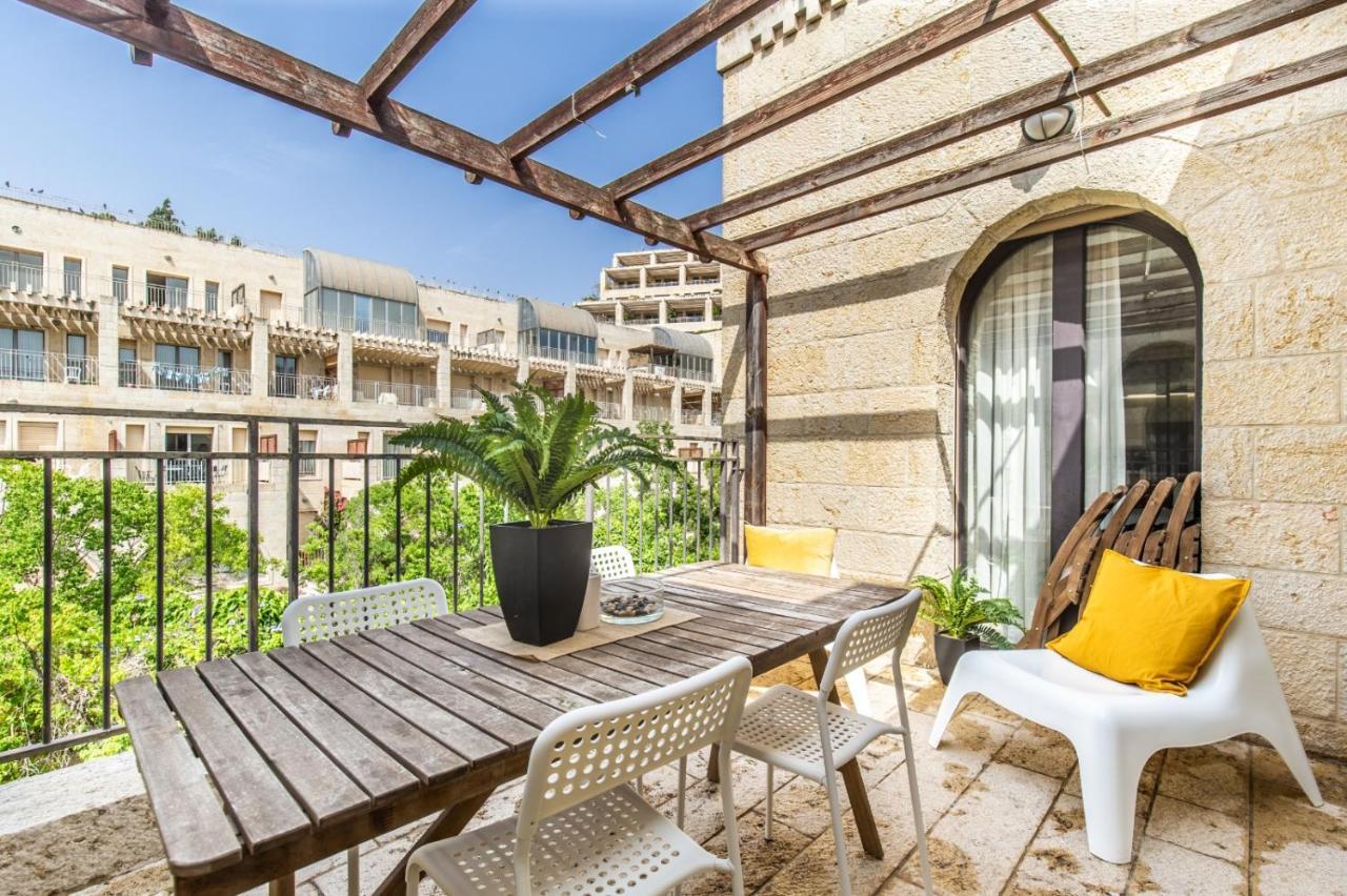 ✦Luxury 2 Bdr David's Village apartment ✦ Mamilla Jérusalem Extérieur photo